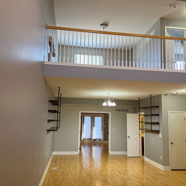 Building Photo - 1221 Dustins Way