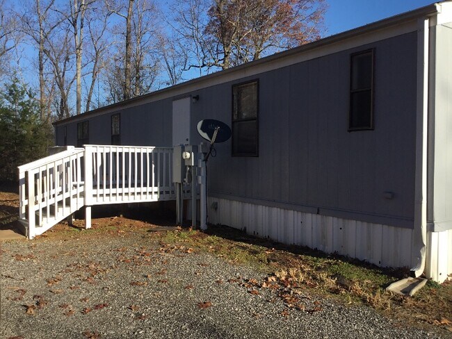 Foto del edificio - 1099 Jordan Rd