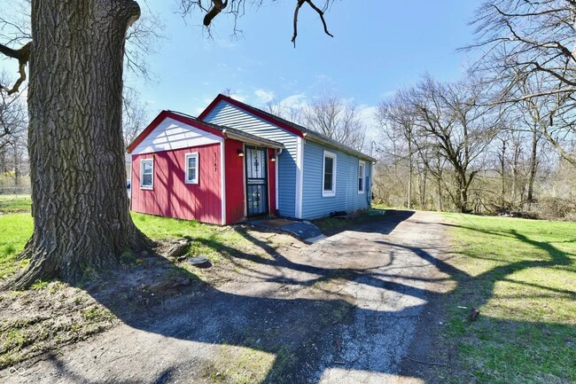 Foto del edificio - Charming 3-Bedroom Home Near Forest Manor Elementary!