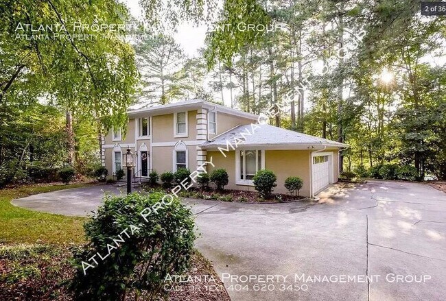 Foto del edificio - 5338 Roberts Drive