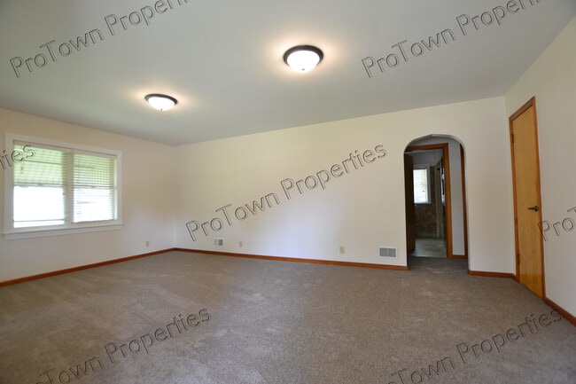 Building Photo - 1307 Colorado Ave