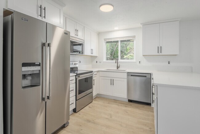 Foto del edificio - 2817 Applewood Ln