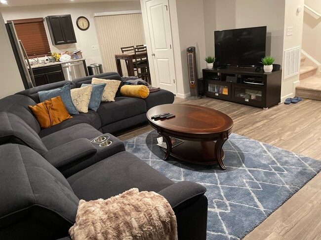 Living room - 3619 Brookway Dr