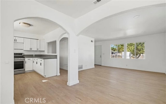 Building Photo - 38466 Sumac Ave