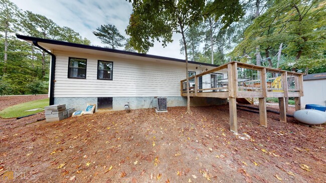 Foto del edificio - 1137 Magnolia Dr