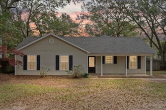 Building Photo - 142 Appomatox Dr