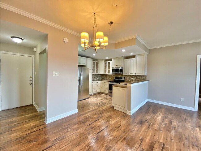 Foto del edificio - 793 Davis Rd