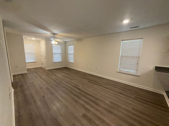 Photo - 2145 Pavilion Ct Apartment