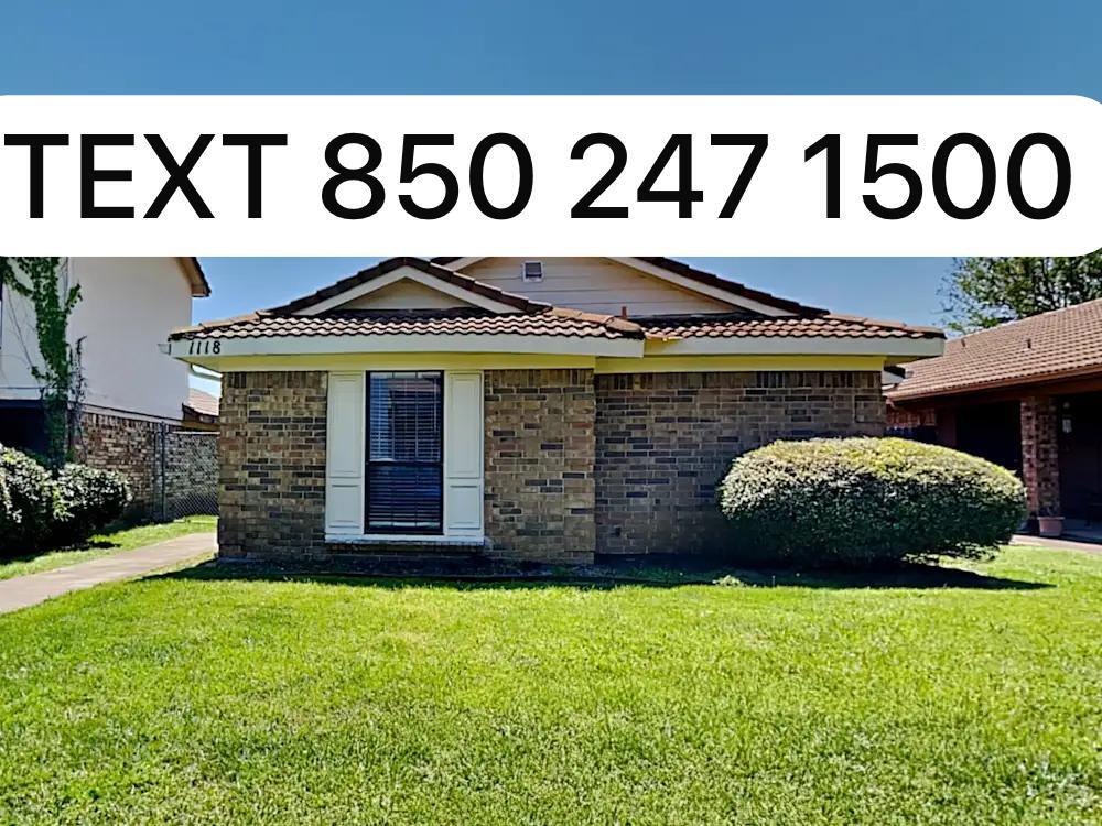 Foto principal - 1119 Sandalwood Ln