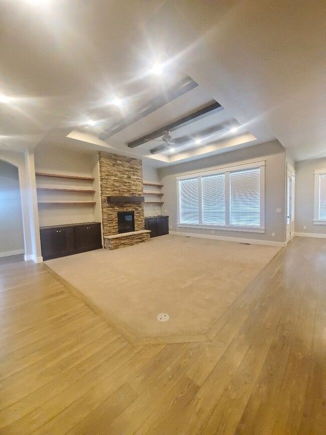 Building Photo - Beautiful Kuna home