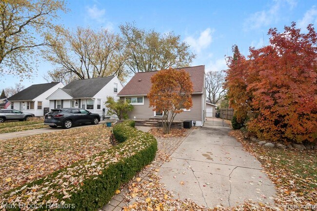 Foto del edificio - 3602 Elmhurst Ave