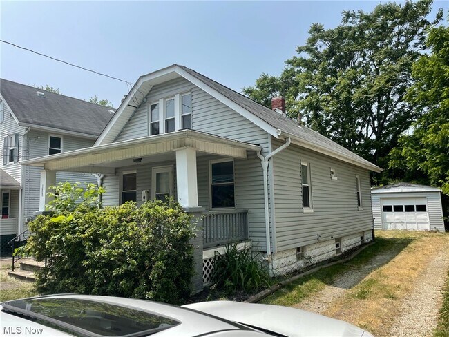 Building Photo - 1286 Wilbur Ave