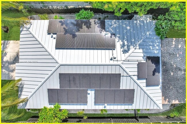 Foto del edificio - 136 NW 53rd St