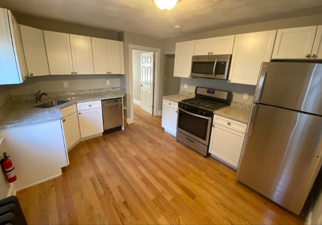 Foto del edificio - 2.0 bedroom in Somerville Massachusetts 02140
