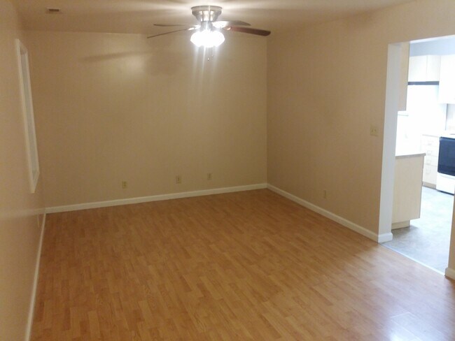 Living Room - 608 Old Jefferson City Rd