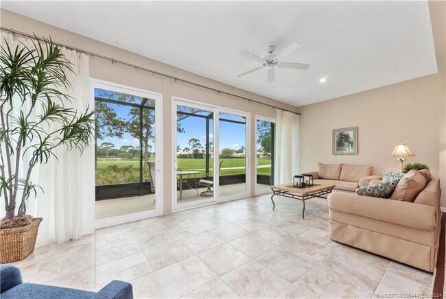 Foto del edificio - 12813 NW Cinnamon Way