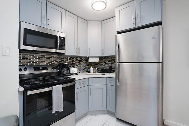 Foto del edificio - 227 E 30th St