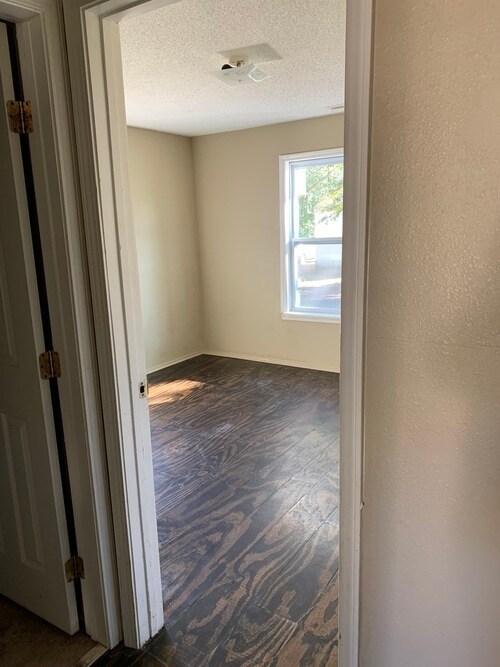 Foto principal - 907 S Range St