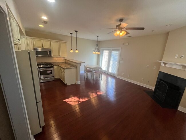 Building Photo - 148 Generals Retreat Pl