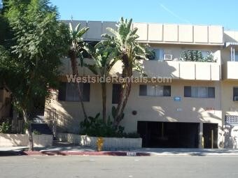 Primary Photo - 1033 N Genesee Ave