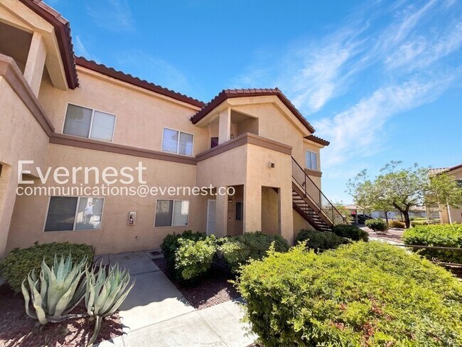 Foto del edificio - 8501 W University Ave