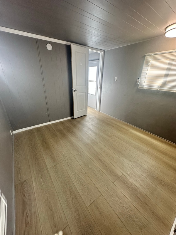 Foto del edificio - 8861 Live Oak Ave