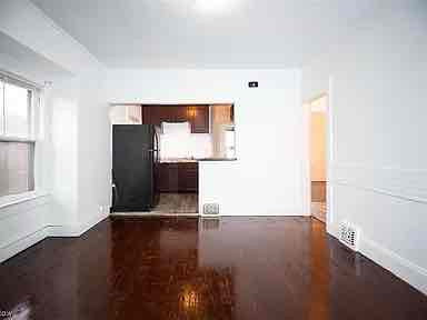 Primary Photo - 1259 E 187th St