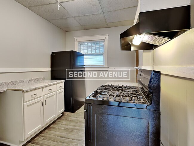 Building Photo - 2700 E 40th ST
