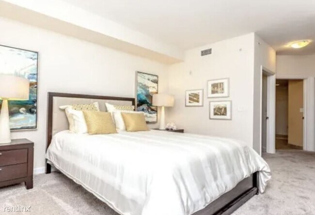 Foto del edificio - 3 br, 2 bath Condo - 8720 NW 33rd St NUEVO...
