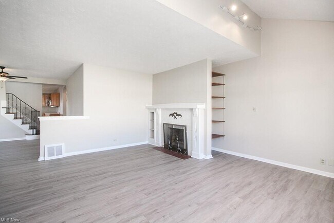 Building Photo - 12414 Reindeer Ave