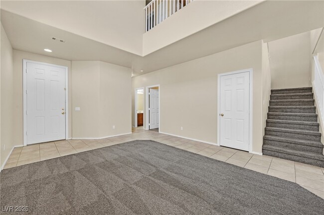 Foto del edificio - 7656 Montefrio Ave