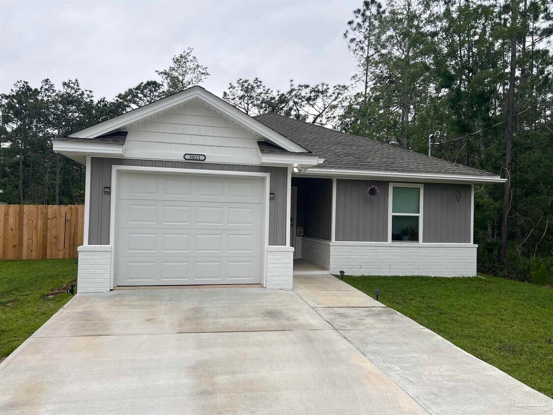 Foto principal - 3021 N 36th Ave