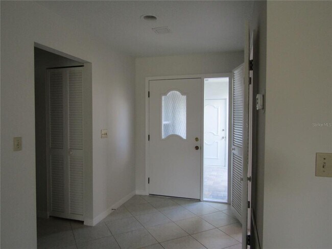 Foto del edificio - 3010 Ringwood Meadow