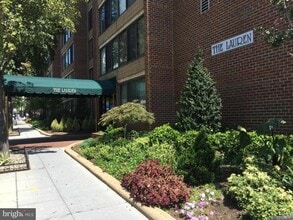 Building Photo - 1301 20th St NW