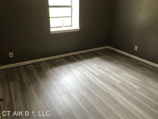 Foto del edificio - 3 br, 1 bath House - 406 HAMPTON AVE NW