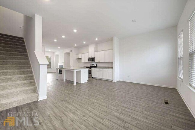 Foto del edificio - 1172 Edwin Ln