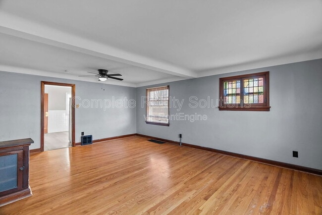 Building Photo - 2628 Avie Dr