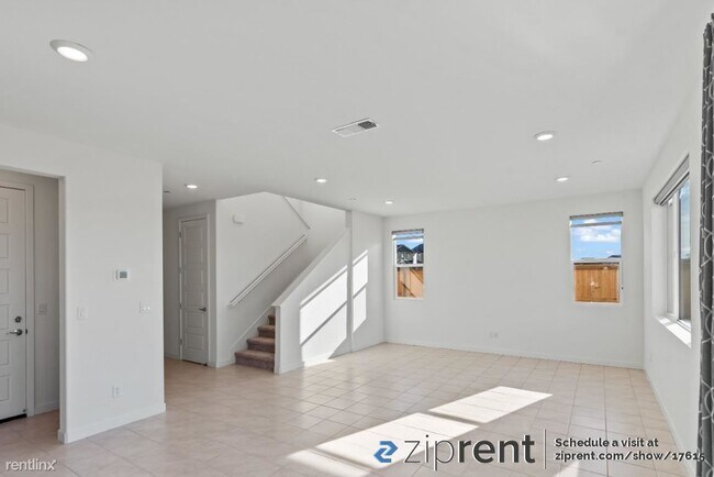 Building Photo - 4 br, 3 bath House - 15943 Testarossa St, ...