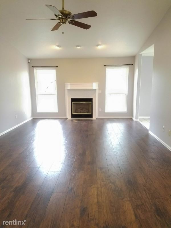 Building Photo - 5 br, 3 bath House - 772 S Rockrimmon Blvd.