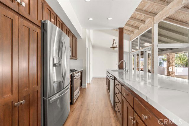 Building Photo - 2111 Vista Dorado