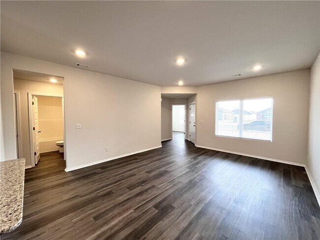 Foto del edificio - 2721 Elliott St