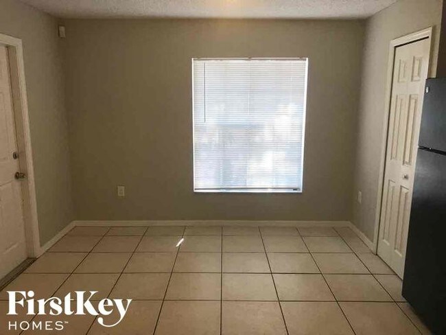 Foto del edificio - 7424 Little Pond Ct