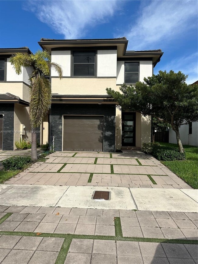 Building Photo - 15839 NW 91st Ct