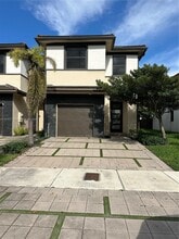 Building Photo - 15839 NW 91st Ct