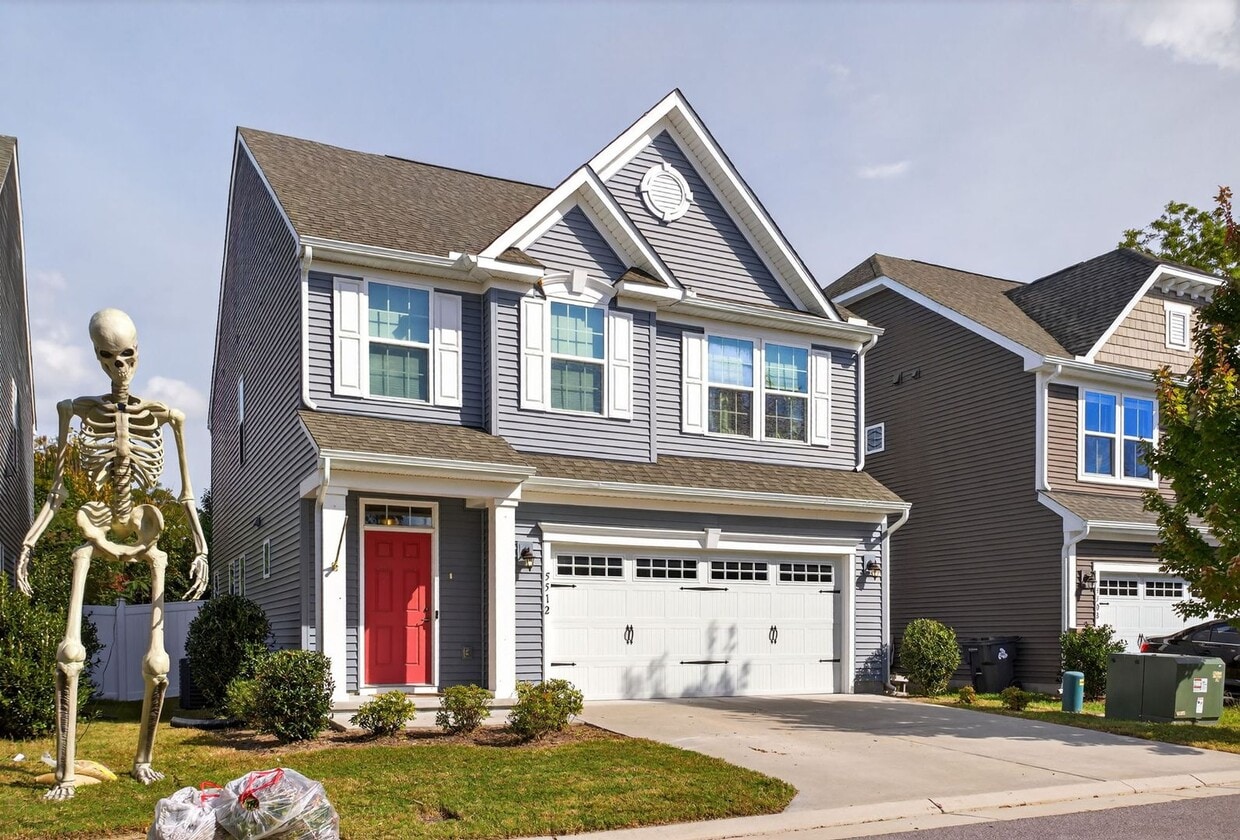 Primary Photo - Beautiful 3-Bedroom Home in Virginia Beach...