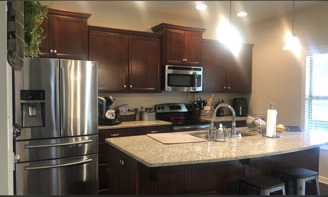 Foto del edificio - 7709 North Catawba Cir NW