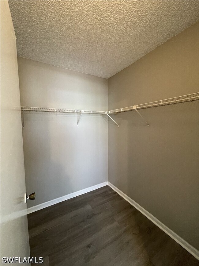 Foto del edificio - 13555 Eagle Ridge Dr