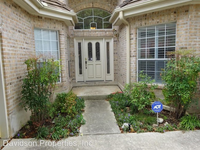 Building Photo - 3 br, 2 bath House - 68 Campden Circle