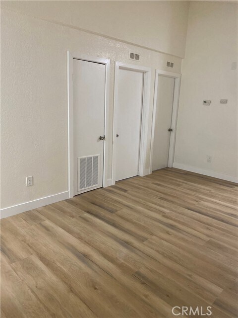 Foto del edificio - 330 Stewart St