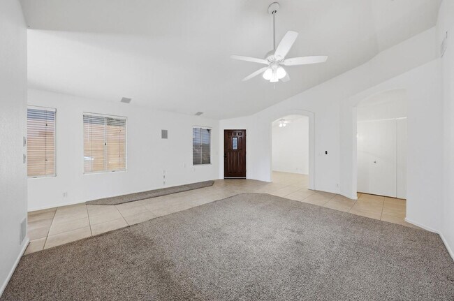 Foto del edificio - 18837 N 43rd Pl